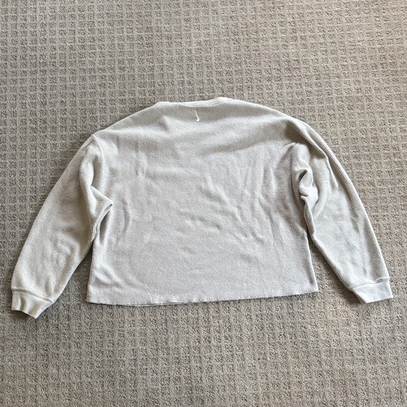 Nike Cream Long Sleeve Shirt - Picture 3 of 3